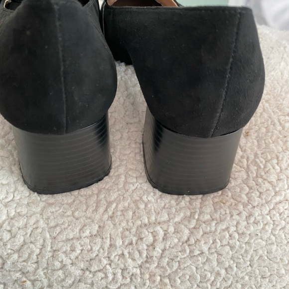 Kellie and Katie Berle Tassell Block Heel Pump, Size 7 Medium- 37 1/2 - Picture 4 of 7